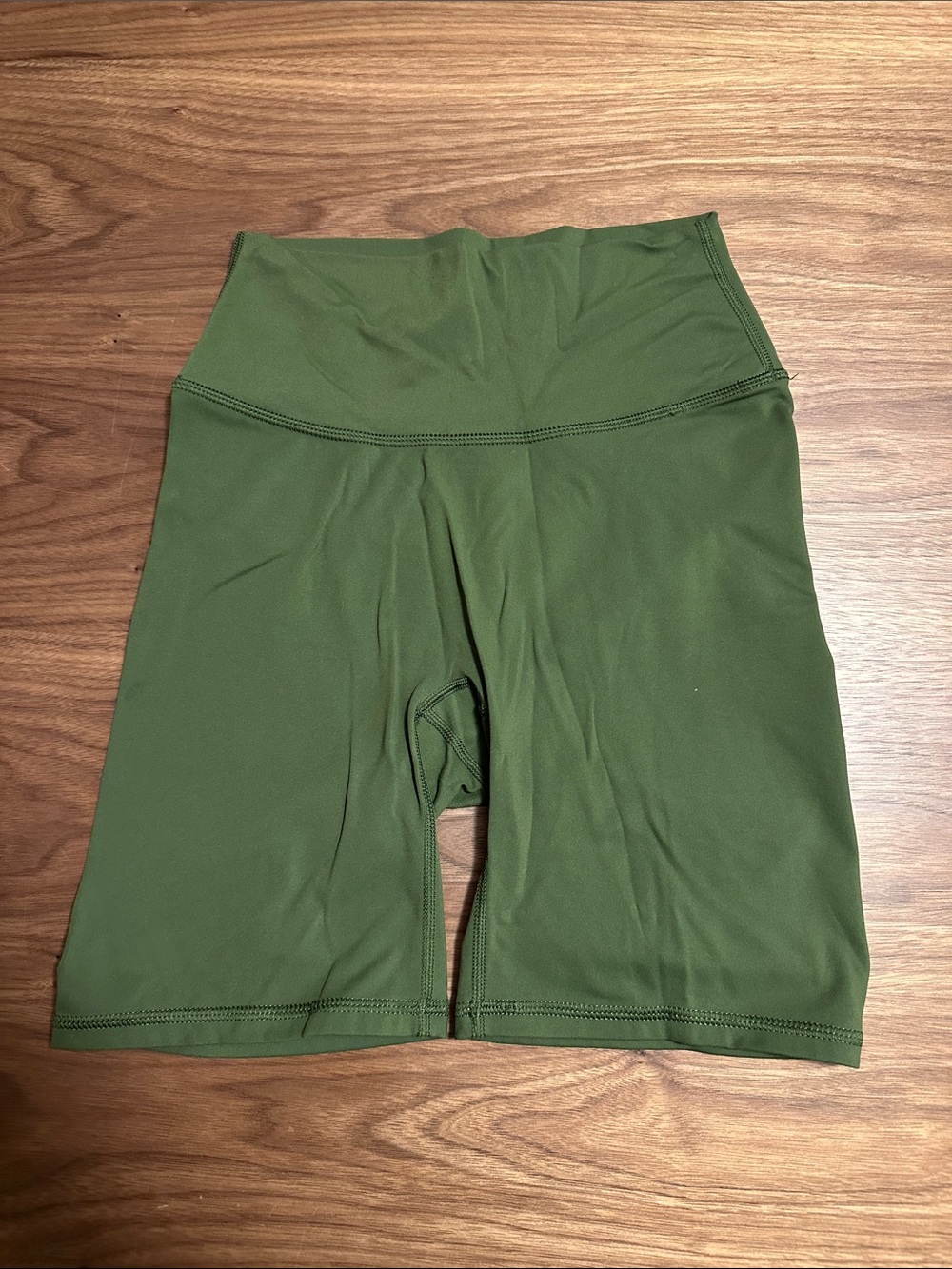 PARAGON High Rise Best Friend Short - Chive